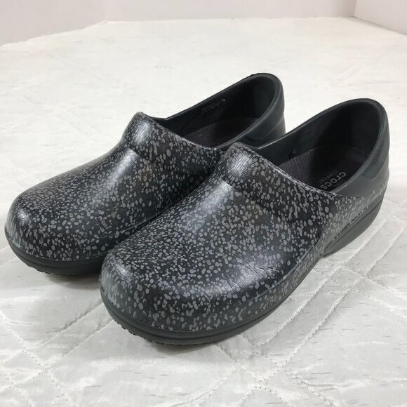Gray Speckled Dual‎ Comfort Crocs size W 8 - Picture 1 of 6
